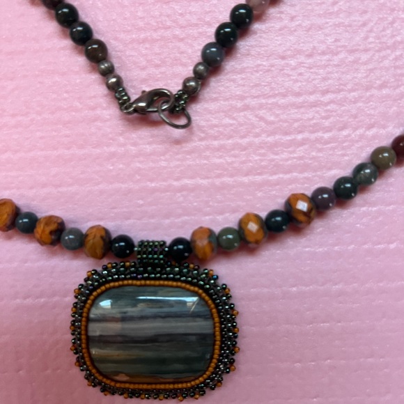 Elegant Boho Multicolor Beaded Necklace and Bracelet Set - Picture 4 of 14